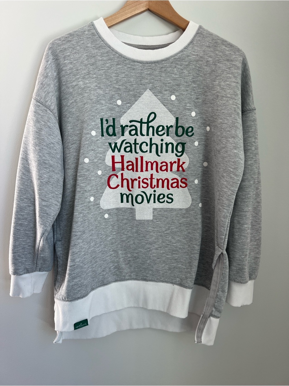 Hallmark | Sweatshirt 🎄I’d Rather Be Watching Hallmark Christmas Movies 🎄 Sz M
